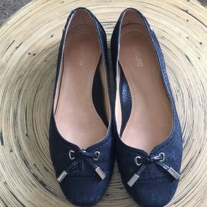 Nurture ladies flats
